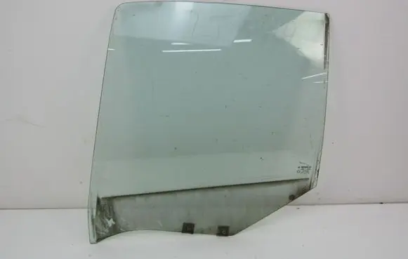 Renault Thalia I Rear door window glass 