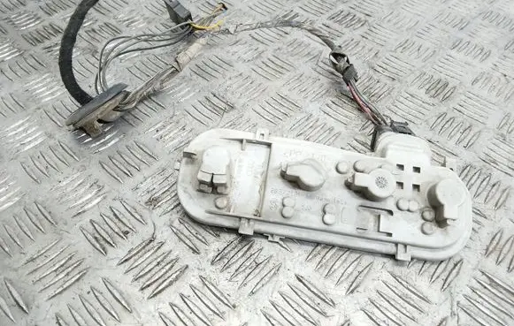 Audi A4 S4 B6 8E 8H Tail light bulb cover holder 8E9945257