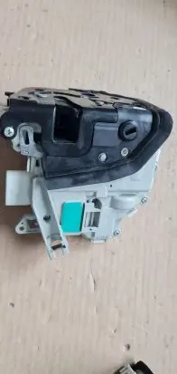 Audi Q5 SQ5 Rear door lock 8K0839015G