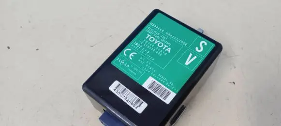 Toyota Verso Door control unit/module 897400F010