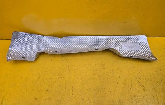 Audi R8 4S Heat shield in engine bay 4S0825739A