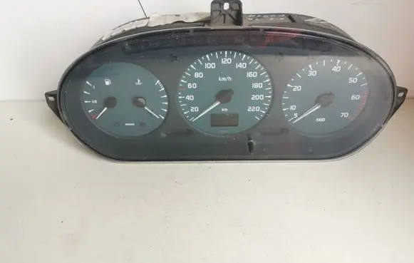 Speedometer (instrument cluster)