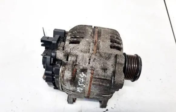 Volkswagen Jetta V Generator/alternator 0986045340