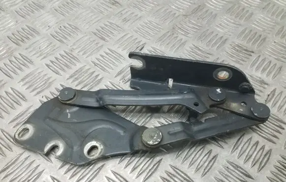 Volkswagen Golf Plus Engine bonnet/hood hinges 5M0823302