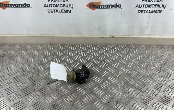 Volkswagen PASSAT B8 Turbo solenoid valve 04L131051F