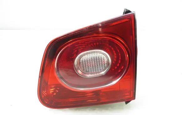 Volkswagen Tiguan Rear/tail lights 5N0945094B