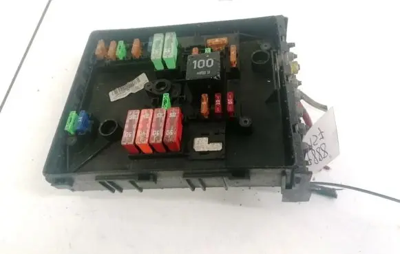 Skoda Octavia Mk2 (1Z) Fuse box set 1K0937125A 017183071
