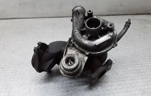 Peugeot 806 Turbo 9637861280
