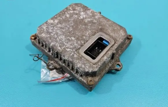 Peugeot 407 Headlight ballast module Xenon 1307329095 IMPRK1360097