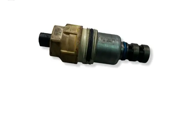 Mercedes-Benz CLA C117 X117 W117 Camshaft vanos timing valve A6511800315