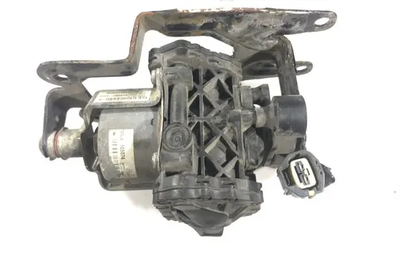 Tesla Model S Vacuum pump 600635900A 03710206404 105074