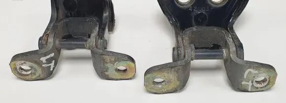 Mercedes-Benz ML W163 Rear door hinge set 