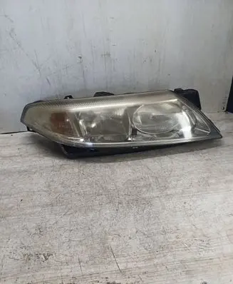 Renault Laguna II Headlight/headlamp 8200002847 89004686
