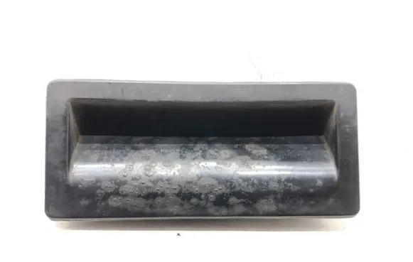 Volkswagen PASSAT B6 Tailgate/trunk/boot exterior handle 5N0827566