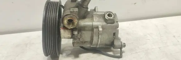 Mercedes-Benz E W210 Power steering pump 0024663201