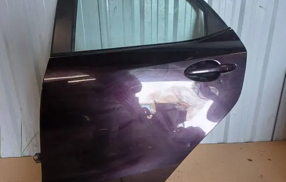 Mazda 2 Rear door