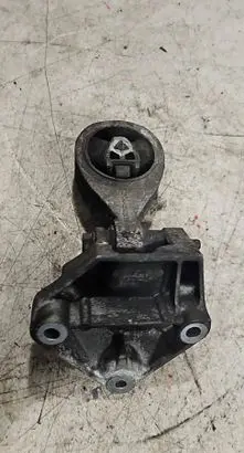 Nissan X-Trail T31 Engine mounting bracket 11332JD700
