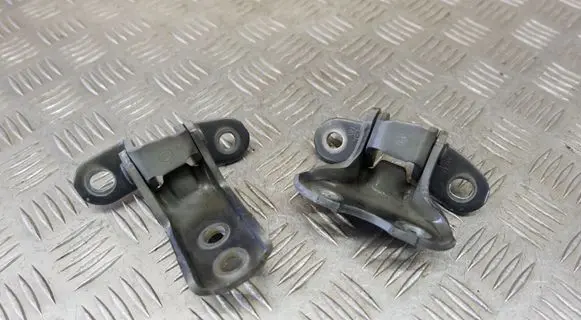 Front door hinge set