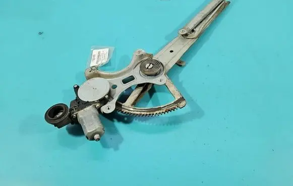 Toyota Land Cruiser (J120) Front door window regulator with motor 85720-58010 IMPRK1522410