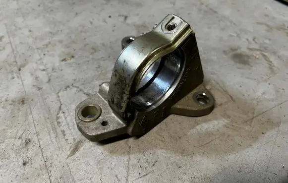 Renault Megane IV Driveshaft support bearing bracket 397745712R
