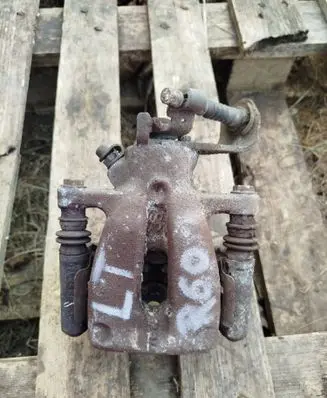 Rear brake caliper