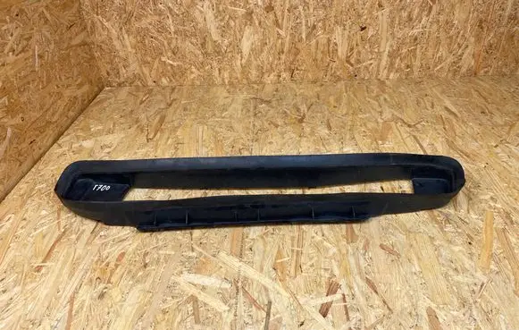 Front bumper lower grill