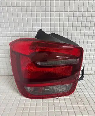 BMW 1 F20 F21 Rear/tail lights 7270095