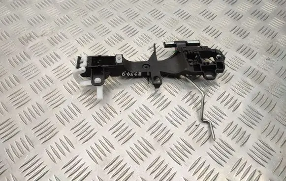 Toyota RAV 4 (XA50) Front door exterior handle/bracket 
