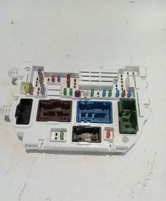Peugeot 3008 III Fuse box set 9862022280 LWK3269