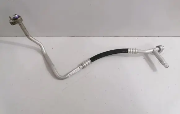 BMW i3 Air conditioning (A/C) pipe/hose 9335483