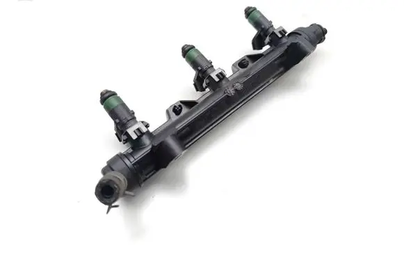 Seat Ibiza III (6L) Fuel injectors set 03E906031 03E133319 03E133320