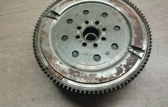 Toyota Avensis T250 Flywheel 134500R010