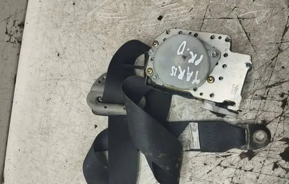 Toyota Yaris Front seatbelt C8027 N4804