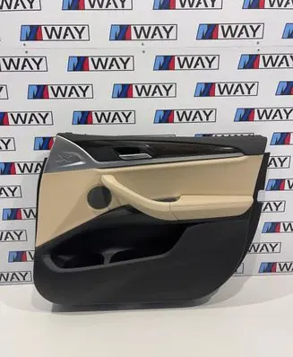 BMW X4 G02 Front door card panel trim