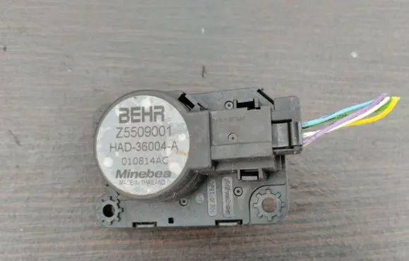 Citroen C4 Cactus Air flap motor/actuator Z5509001 HAD36004A