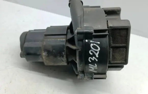 Mercedes-Benz ML W163 Secondary air pump A0001403785 0580000011