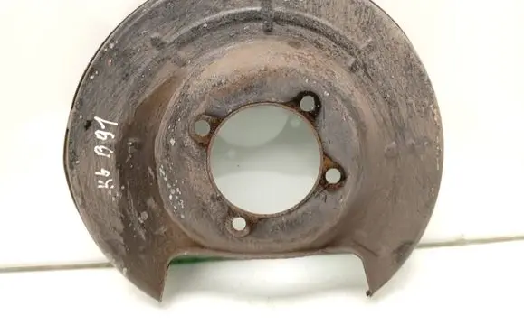 Opel Astra J Rear brake disc plate dust cover 13408175 367973422