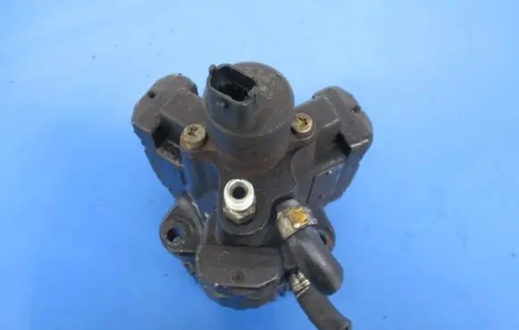 Fiat Punto (188) Fuel injection high pressure pump