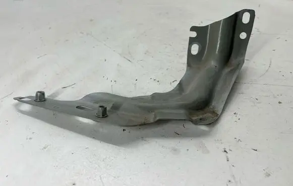 Volkswagen Tiguan Allspace Fender mounting bracket 5NA821135C 4217 3NUMEX1C0