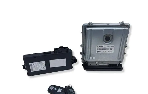 BMW X5 E70 Engine ECU kit and lock set 8517016 0281018320 9262360