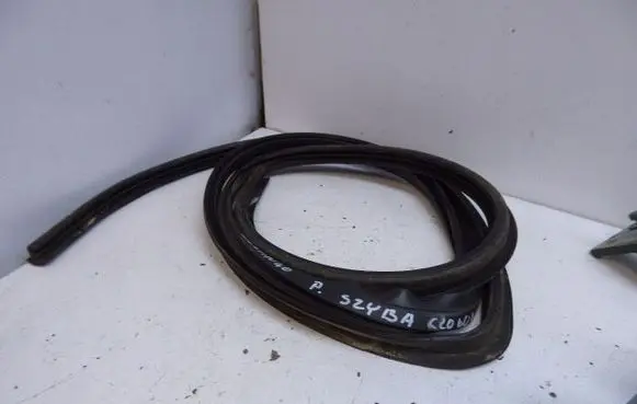 Citroen Berlingo Rubber seal front coupe door ACL17361