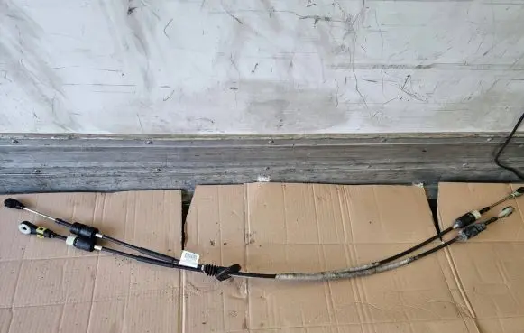 Volvo V70 Gear shift cable linkage 31367315
