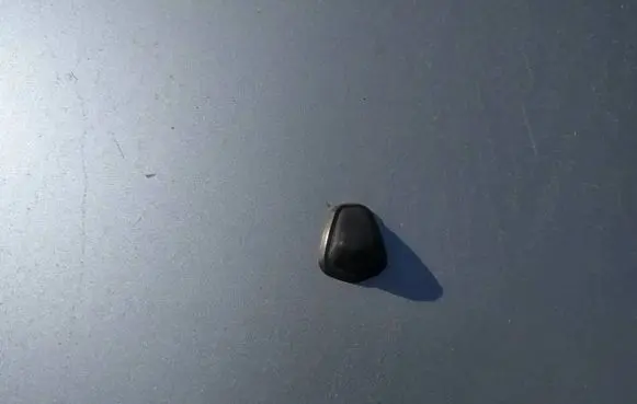 Suzuki SX4 Windshield washer spray nozzle 
