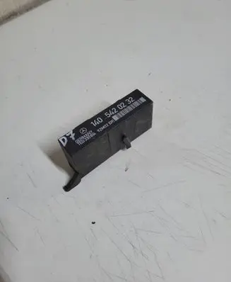 Mercedes-Benz S W140 Light module LCM 1405420232 92M021091 FEG330814