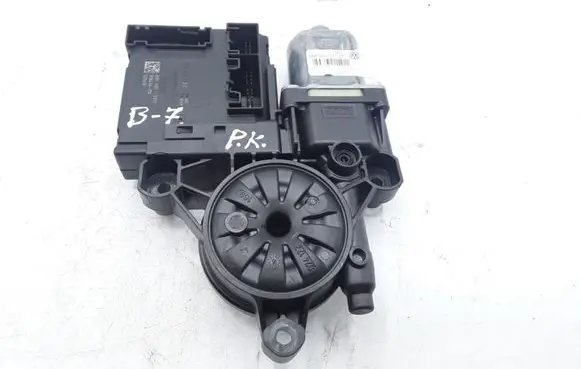 Volkswagen PASSAT B7 Front door window regulator motor 3C0959792C 0130822451 918434110