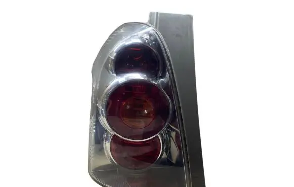 Toyota Corolla Verso E121 Rear/tail lights E410173