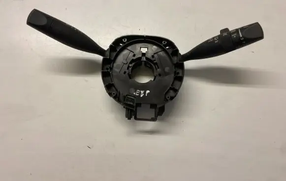 Jeep Cherokee Wiper turn signal indicator stalk/switch P68141121AH 1764A 39754D