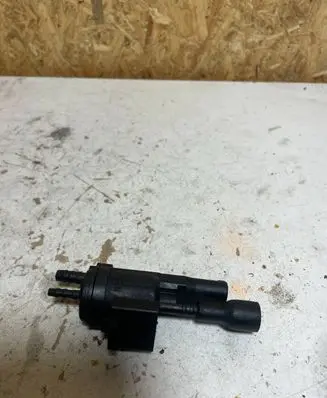 Mercedes-Benz ML W163 Valve vacuum 0025401497 48B43625B00