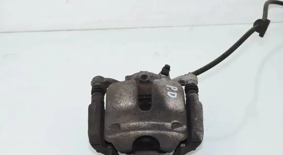 BMW 2 G42 Front brake caliper 6860266 34116860266