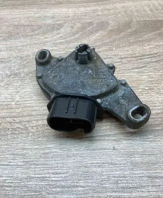 Toyota Camry Other gearbox part 845400E010 AV2313